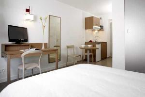 Residence Appart City แก็งแปร์ ภายนอก รูปภาพ